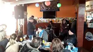 Monte Verde. Bar do rock ,av.mv