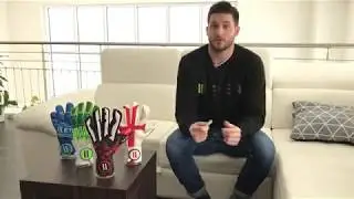 Le stecche nei guanti da portiere