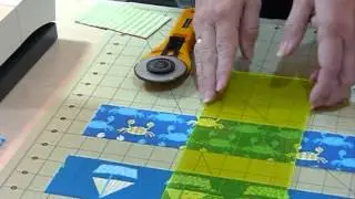 How to make Dimensional Flying Geese units - Quilting Tips & Techniques 080