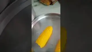 Amazing streamed sweet corn🌽#shorts#sweetcorn#viral