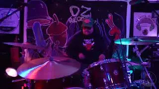 Wolfbaby by Mach&iuml;n (Live at DZ Records)