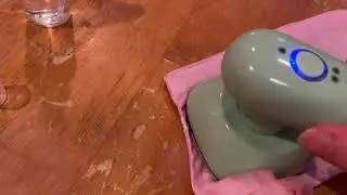 ESUFEIR Mini Iron for Clothes,100-240V Portable Travel Clothes Iron