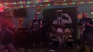 VIOLENT REVOLUTION - Time Out Lounge - June 16th 2018