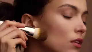 La Mer The Sheer Pressed Powder | bluemercury
