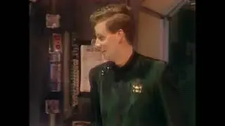 Red Dwarf 0302 Marooned - Holly & The 5 Black Holes