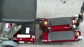 Компактный мобильный скутер Luggie