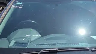 92509386 HOLDEN COMMODORE WINDSCREEN WITH HEADS UP DISPLAY WITH ACOUSTIC