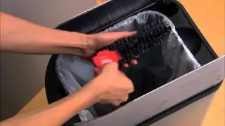 How To Clean Bins & Brushes | Roomba&reg; 700 series | iRobot&reg;