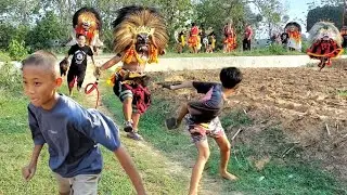 Lucu Banget Pengejek Dikejar Barongan Ngamuk !! Arak arakan Barongan WARINGIN SETO KUMBANG JOYO