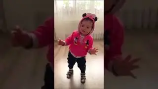 Baby Learn to Walk for the First Time. Alexa's first steps. #shorts