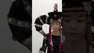 Монголский национальный традиционный свадебный головной убор