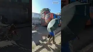 শত ব্যস্ততার পরে গার্মেন্টস শ্রমিক ভাই ও বোনেরা বাসায় ফিরে যাচ্ছেন || Garment Workers Go To Home