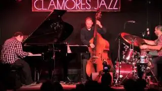 Mois&eacute;s P. S&aacute;nchez Tr&iacute;o - 