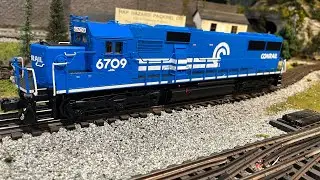 Lionel Legacy Conrail SD50!