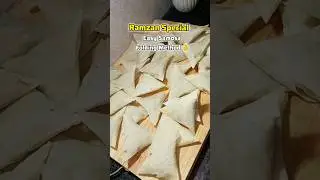 Easy And Quick Samosa Folding Method👌#shorts#viral#trending#food#samosa#tricks#viralshorts#reels#how