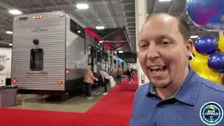 🔴 LIVE PREMIERE: Touring the Novi RV Show | DEALS, RVs & REAL HELP (Detroit Area)
