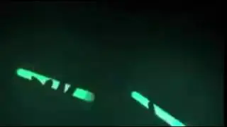 hitler bailando con barras luminosas mientras musica psicodelica suena de fondo