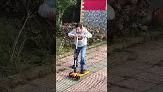 Никогда не видел такой аварии! 😱 Скутер захлопнул дверь!