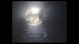 Deep sea divers long climb to the bell - Dangerous Jobs In The World!!!