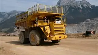 Hauly I and Hauly II driving by at Erzberg
