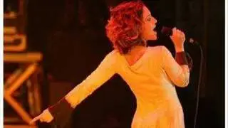 Menina da Lua