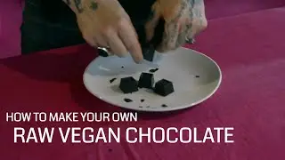 How to Make Your Own Superfood Raw Vegan Chocolate