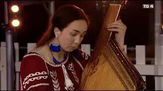 Ksenyia Rusnak (Ukrainian Bandura) and Paul Dooley (Early Irish Harp) at Fleadh Cheoil 2023