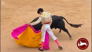 David Galán, extraordinario primer toro, Tarifa (Cádiz) 24-08-2025