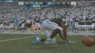 Madden NFL17 - Cam Newton Throw On The Run Gameplay
