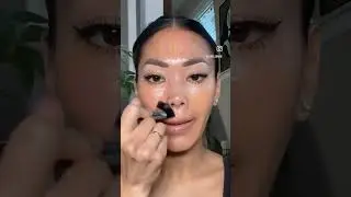 EASY Eyeliner Tutorial 🫢🤫#makeup #tutorial #nye
