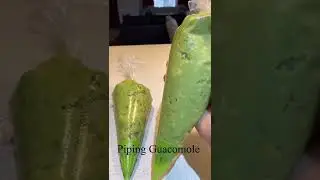 Piping Guacomole