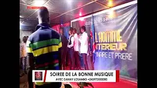 Me voici en concert live