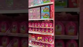 #kidsfun #kidsstuff #kidsentertainmentvideo #dolls #ducks #funnyvideo #timessquare #manhattan #nyc