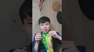 今天來挑戰特殊口味的樂事洋芋片和多利多滋餅乾