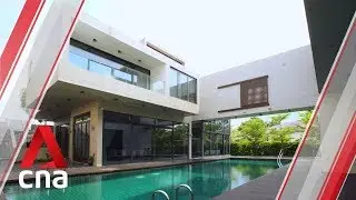 A Singapore home of floating concrete connects a multigenerational family | Remarkable Living
