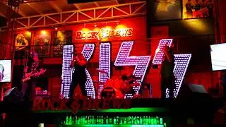 Move over BACK IN TIME-band