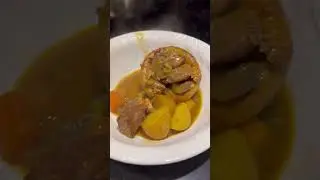 The ASMR on this one 😂 lamb stew with Yorkshire pudding 🤤