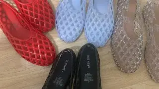 Jelly Shoes from #oldnavy Perfect summer shoe. Which color is your favorite?