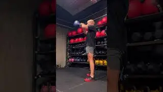 American KB swing #coachonline #gymexercises #functionalstrength #conditioning #hybridtraining