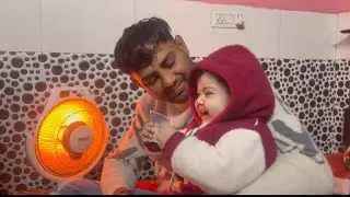 आज घर पर भाई आया संक्रात का सामान लेकर और मैंने बनाया साग और चूल्हे पर रोटी☺️