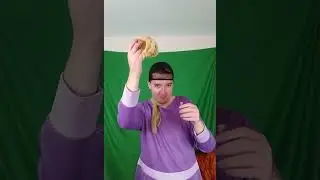 Quick video getting ready as daphne 