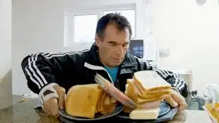 Hang sangwiches anyone? | Celebrity Bainisteoir | RTÉ One