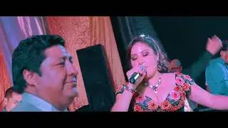 Susy Escalante y Javier Dolores - El IDIOTA