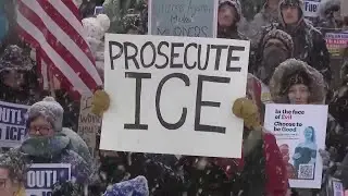 Anti-ICE protest in Chicago after deadly Minnesota shooting