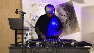 Chicago Built the House Music I’m bringing the Love………