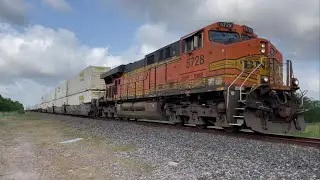 Solo BNSF 5728 H2 AC44EV w/ Sweet K5H Leads QCHIROB