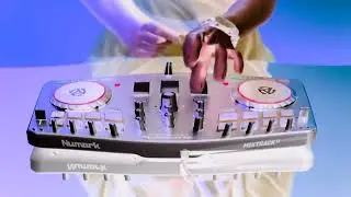 Numark Mixtrack II Performance in G Major 74