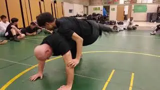 Wrestling Moves: Mule Kick Counter for Leg Vine
