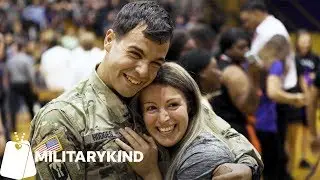 Soldier uses mascot costume to carry out best proposal ever | Militarykind