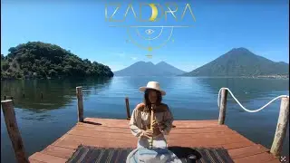 IZADORÄ  - Luzecita  - Atitlan lake